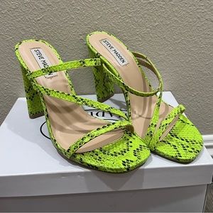 Steve Madden Green Snake Heel